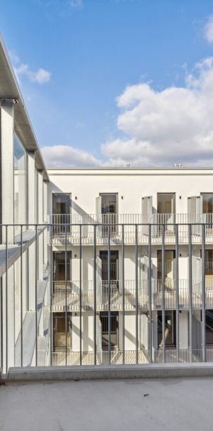 Modernes 1-Zimmer-Apartment mit Dachterrasse im Erstbezug! - Photo 1