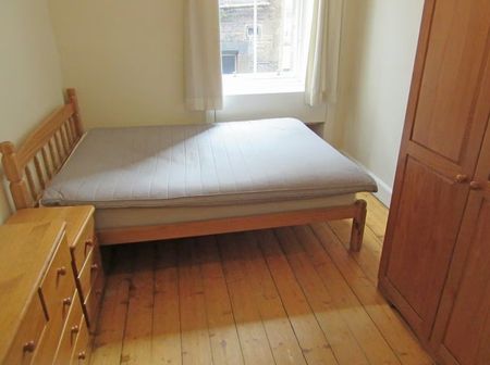 3 bedroom apartment to rent - Photo 5