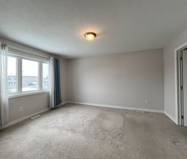 For Lease - 529 Honeylocust Avenue, Kanata, Ontario - Photo 3