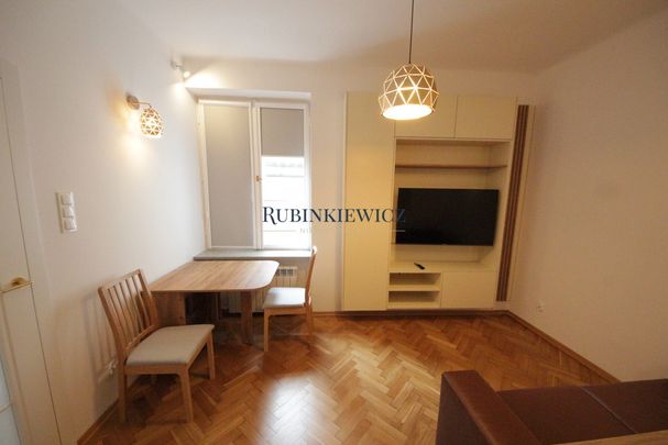 Warszawa, Śródmieście, Stare Miasto, Krakowskie Przedmieście - Zdjęcie 1