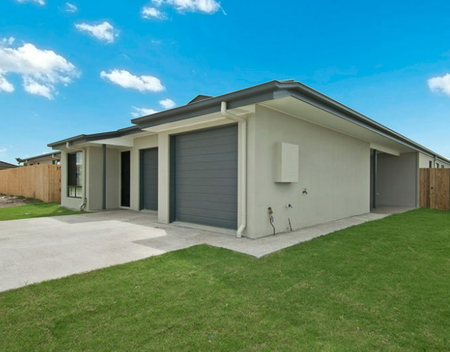 2 BEDROOM HOME WITH FULLY FENCED BACKYARD **APPLY NOW for PRE-APPROVAL** - Photo 4