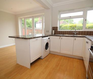 3 bedroom bungalow to rent - Photo 6