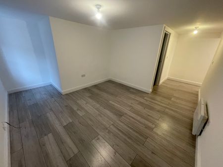 Sylvan Street, Off Fosse Road North, LE3 9GT, Leicester - Photo 5