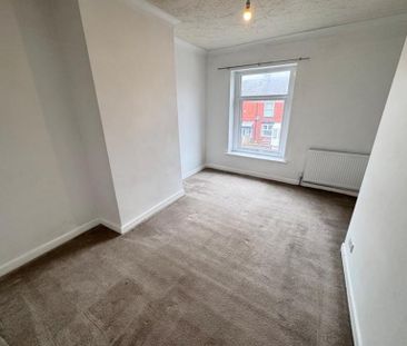 2 Bedroom Terraced To Let - Photo 2
