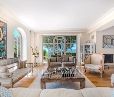 Maison à louer Mougins, Cote d'Azur, France9 000 EUR / Mois - Photo 4