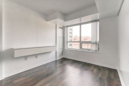 For Lease - 4600 Steeles Avenue Unit# 310, Markham, Ontario - Photo 4