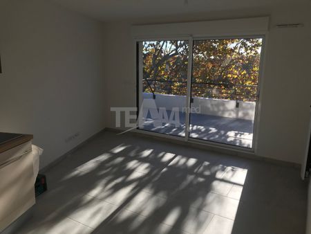Location Appartement 2 pièces 42m² SETE 34200 - Photo 4