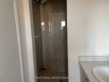 For Lease - 107 Bavin Street, Clarington, Ontario - Photo 2