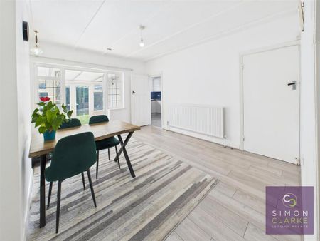 3 bedroom semi-detached house to rent - Photo 4