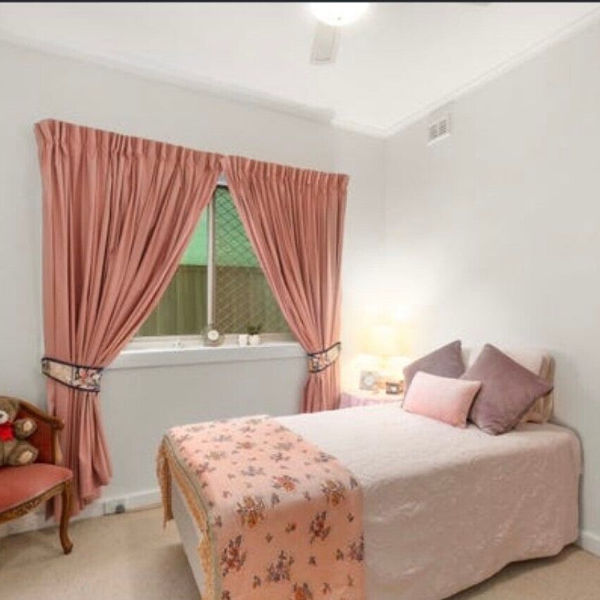 South Plympton - Photo 1