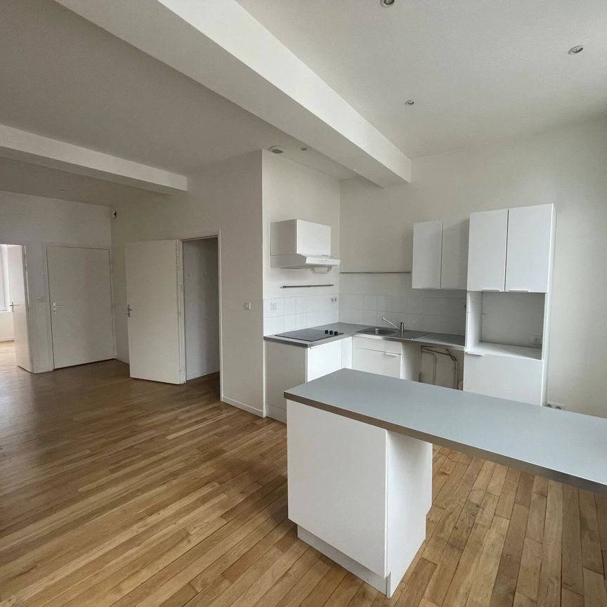 Location Appartement 4 pièces 91 m2 à Saint-Quentin - Photo 1
