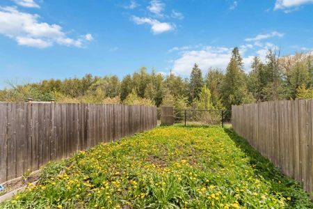 For Lease - 344 Wood Acres Grove, Blossom Park - Airport and Area, Ontario - Photo 2