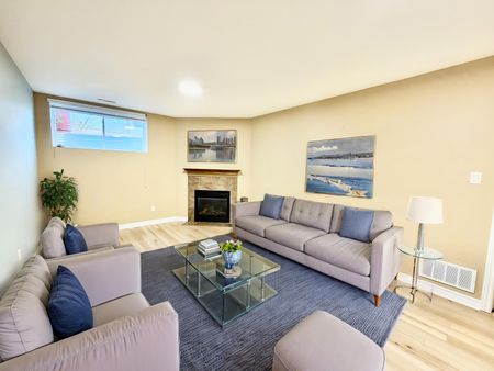 For Lease - 313 Glenbrae Avenue, Kanata, Ontario - Photo 4