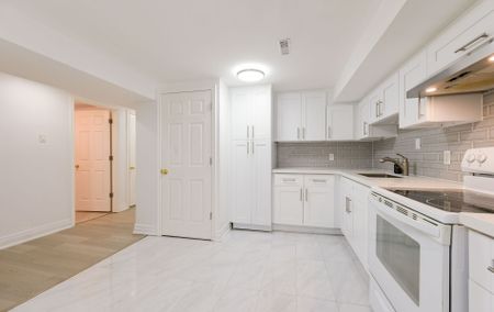 For Lease - 1255 Forestwood Drive, Mississauga, Ontario - Photo 4