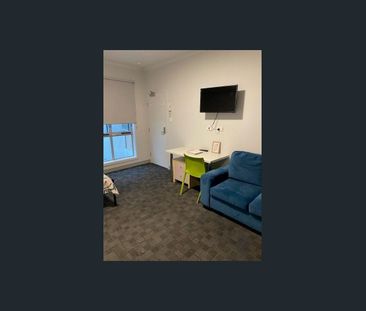 Modern and unique furnished studio apartment - Photo 4