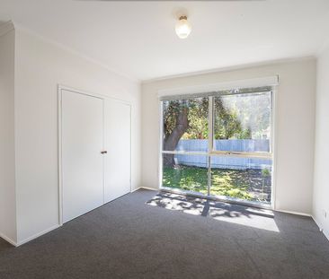 FRONT TOWNHOUSE OF ONLY 2 IN A FABULOUS POSITION - Photo 4