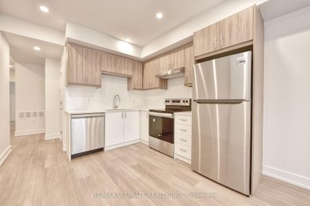 For Lease - 385 McRoberts Avenue Unit# Main Floor, Toronto, Ontario - Photo 4