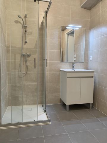 NEUILLY PLAISANCE * AVENUE VICTOR HUGO * - Photo 3