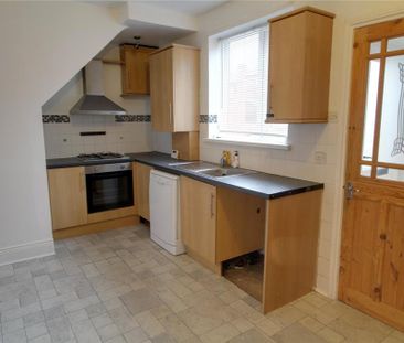 3 bedroom end of terrace house to rent - Photo 6