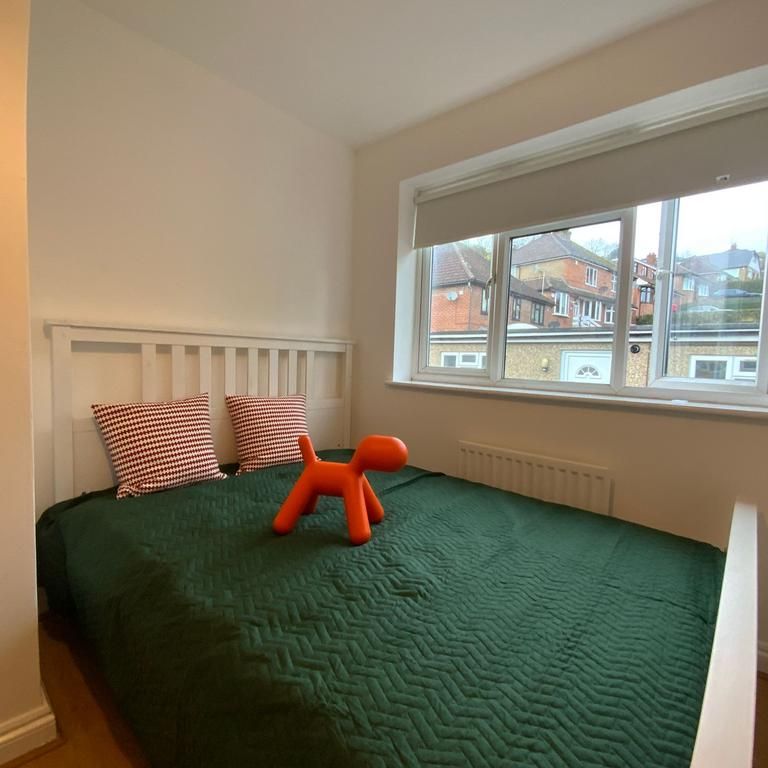 1 bedroom in a house share to rent - Photo 1