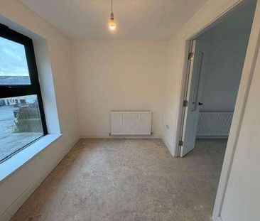 Kinder Close, Thornton, Bradford, BD13 - Photo 4