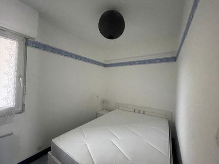 Location Appartement 2 pièces 24m² - Photo 3