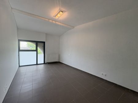 Location Appartement 4 pièces 87m² CASTELNAUDARY 11400 - Photo 4