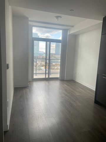 For Lease - 10 Honeycrisp Crescent Unit# 1101, Vaughan, Ontario - Photo 3