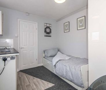 1 bedroom property to rent - Photo 4