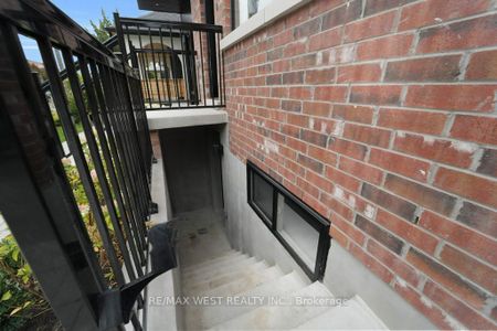 For Lease - 502 Atlas Avenue Unit# A, Toronto, Ontario - Photo 2