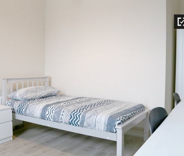 Bed in shared 9-bedroom flat for rent, Inns Quay. - Photo 3
