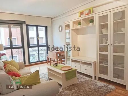 Alquiler de piso en Avenida de Pumarín - Photo 3