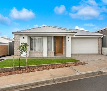 Newly Built, Modern and Move-In Ready - Photo 1