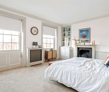 A stylish three double bedroom upper maisonette within the heart of... - Photo 4