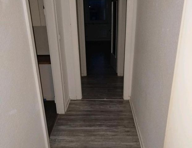 3 Zimmer Dachgeschoss Wohnung ca. 55m2 in Rhüden - Foto 1