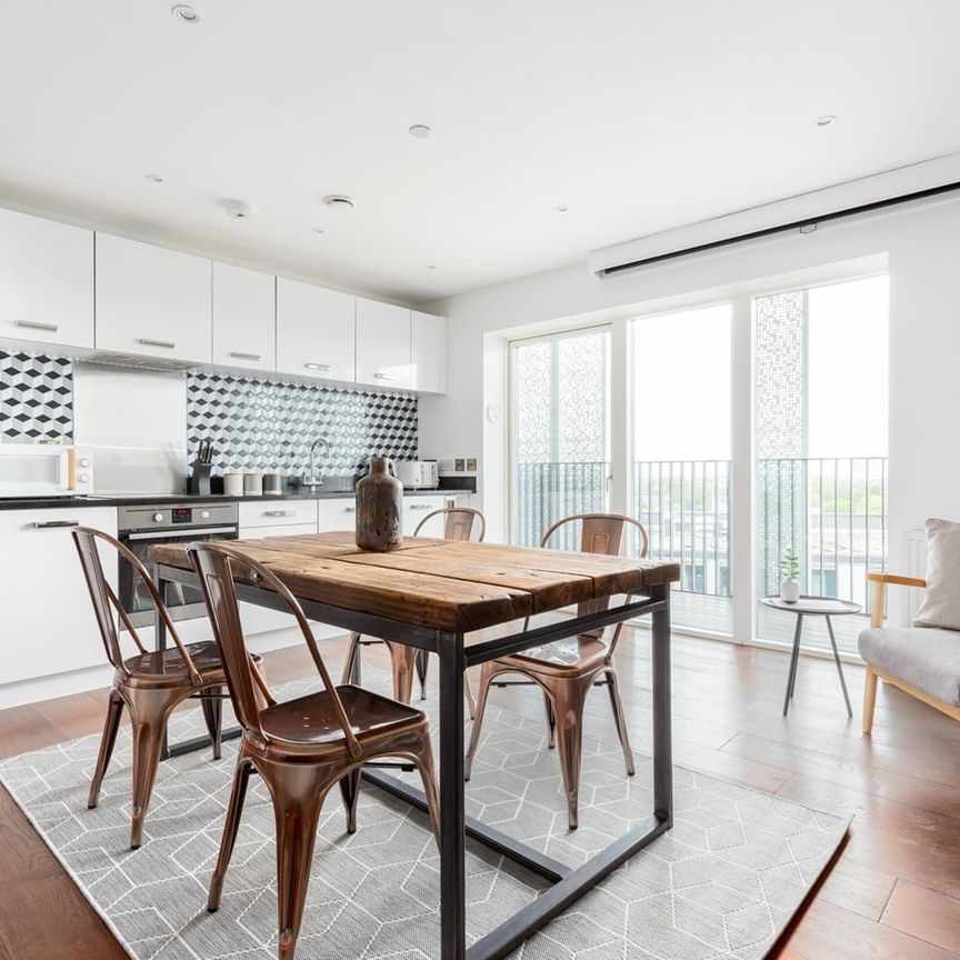 1 Bed Flat, Atkins Square, E8 - Photo 1