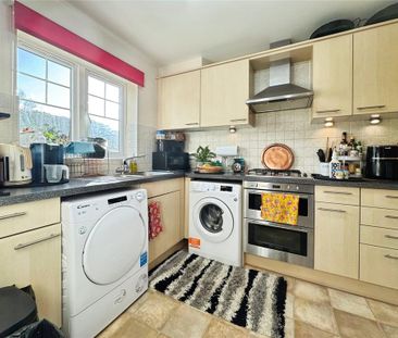 2 bedroom terraced house to rent - Photo 4