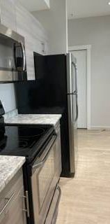 Victoria BC, 2 BD, Pet Friendly - Photo 1