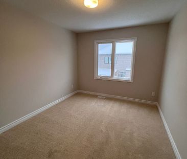 For Lease - 153 RYAN REYNOLDS Way, Orleans - Convent Glen and Area,... - Photo 4