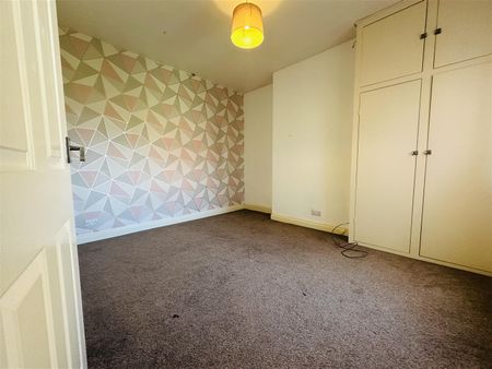 Church Road, Warwickshire, CV10 - Photo 4