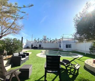 Alquiler de chalet adosado en Los Montesinos - Photo 6