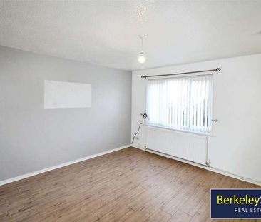 Roleton Close, Bootle, L30 - Photo 1