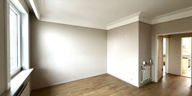 Appartement te huur in Antwerpen voor € 700 met 1 slaapkamer - Photo 1