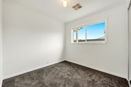 Newly Built, Modern and Move-In Ready - Photo 4