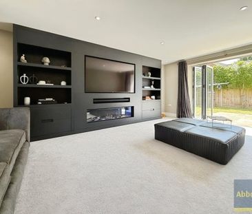 Snowdrop Cottage, NR17 1HB - Photo 1