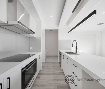 Modern Living in a Convenient Tarneit Location - Photo 3