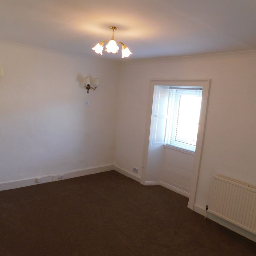 Redcraig Road, East Calder, EH53 0JW - Photo 1