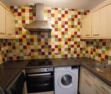1 bedroom flat to rent - Photo 4