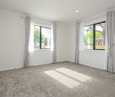 Modern Family Living ( 3 + 2 Bedrooms ) - Photo 1