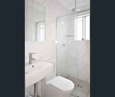 Furnished Studio in Prime Location | All Utilities Included - Photo 4